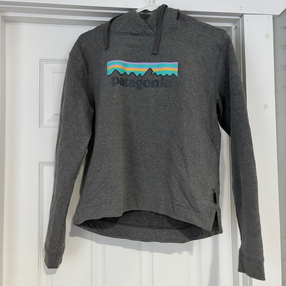 Patagonia Uprisal Hoodie
Women’s Medium 
Gray